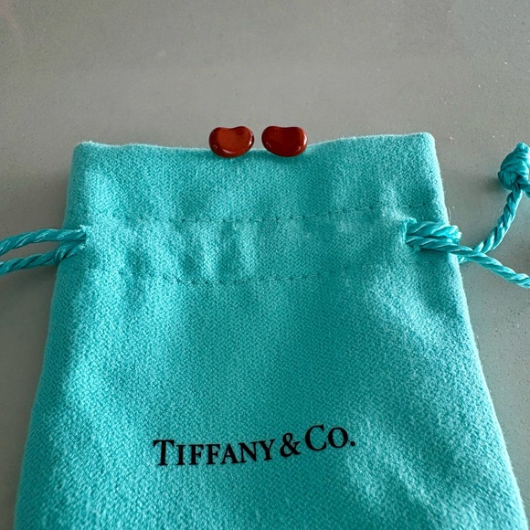 Tiffany bean earrings in jasper - Picture 4 of 5